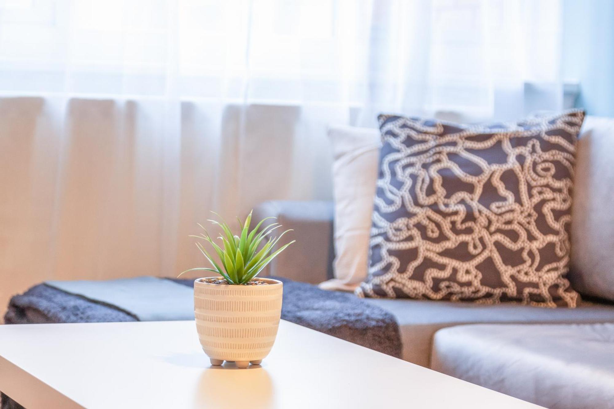 Apartment Cosy Family Let - Sleeps 4 *